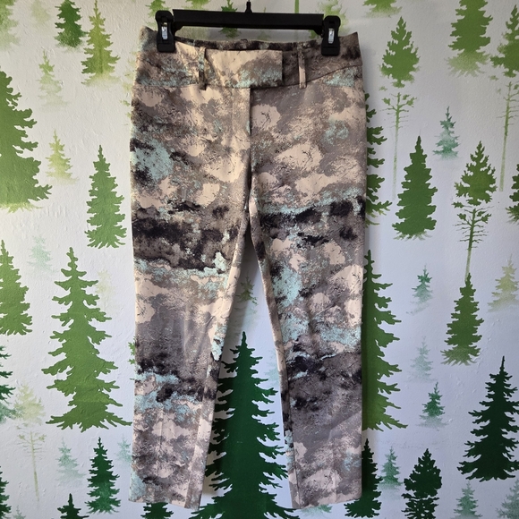 Mossimo Camouflage Tie Dye Print Stretch Cropped Pants - Picture 1 of 9